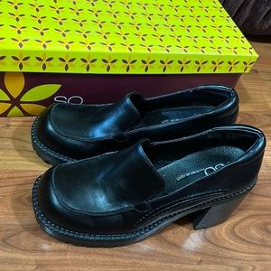 SO Twin Gore Lug Step-In Shoes